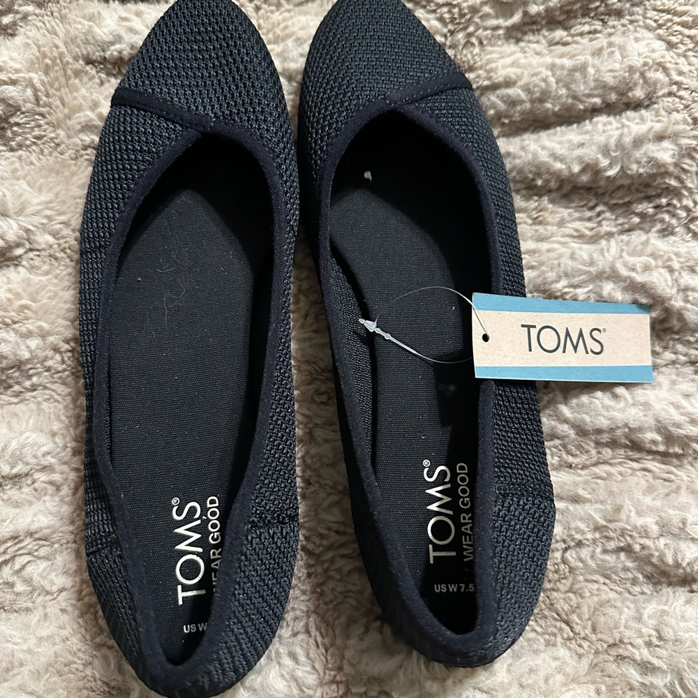 Tom’s Wear Good Flats- Women 7.5